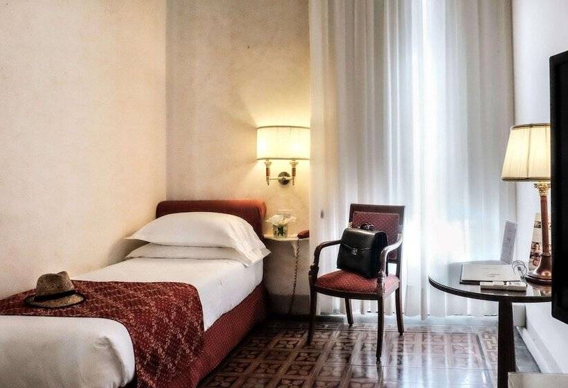 اتاق کلاسیک یک تخته, Grand Hotel Royal