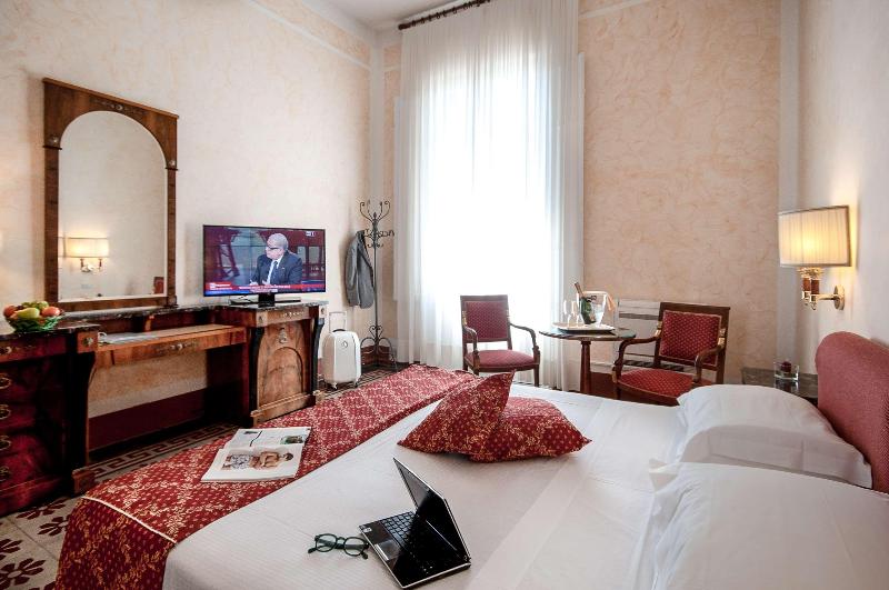 اتاق استاندارد, Grand Hotel Royal