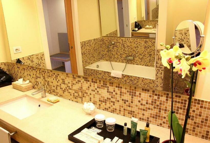 Люкс Executive Кровать Кинг, Hilton Sorrento Palace