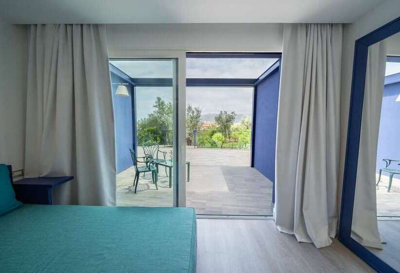Трехместный Номер Superior, Hilton Sorrento Palace