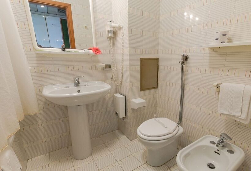 Трехместный Номер Классика, Perla Del Golfo Resort