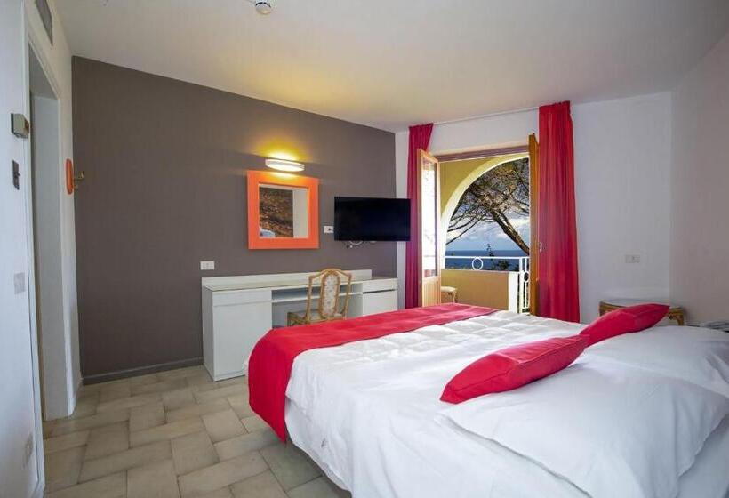 Номер Superior, Perla Del Golfo Resort