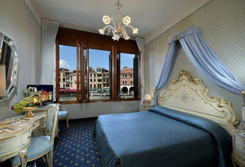 اتاق استاندارد با چشم‌انداز, Rialto