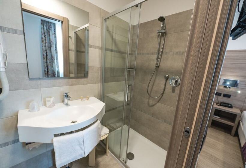 اتاق راحتی سه تخته, Coccodrillo Hotel & Apartments