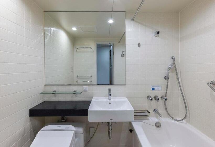 Номер Стандарт, Rihga Royal Hotel Osaka