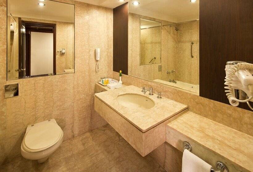 俱乐部房间, V Sarovar Portico Mi Road Jaipur