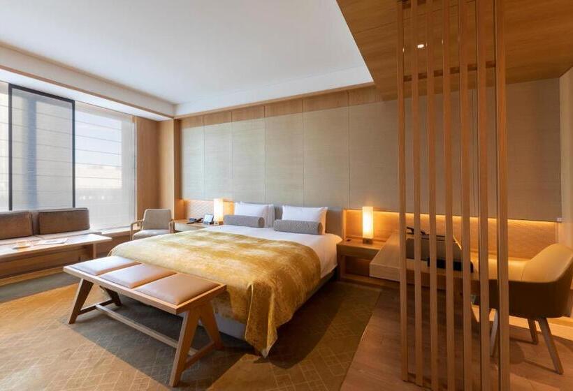 Клубный полулюкс с видом, The Okura Tokyo