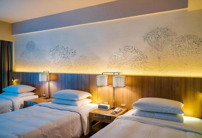 اتاق لوکس با چشم‌انداز, Renaissance Okinawa Resort
