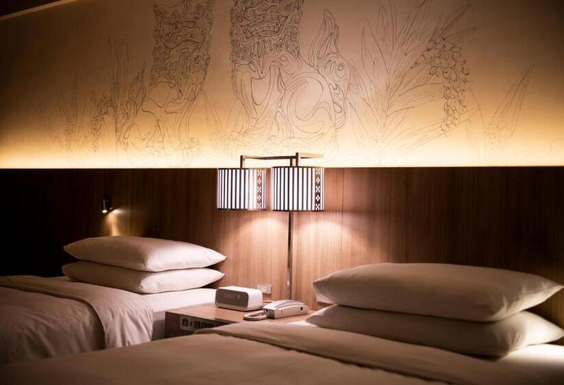 اتاق لوکس با چشم‌انداز, Renaissance Okinawa Resort