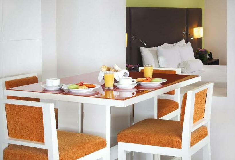 ジュニアスイート, Emporio Mazatlan