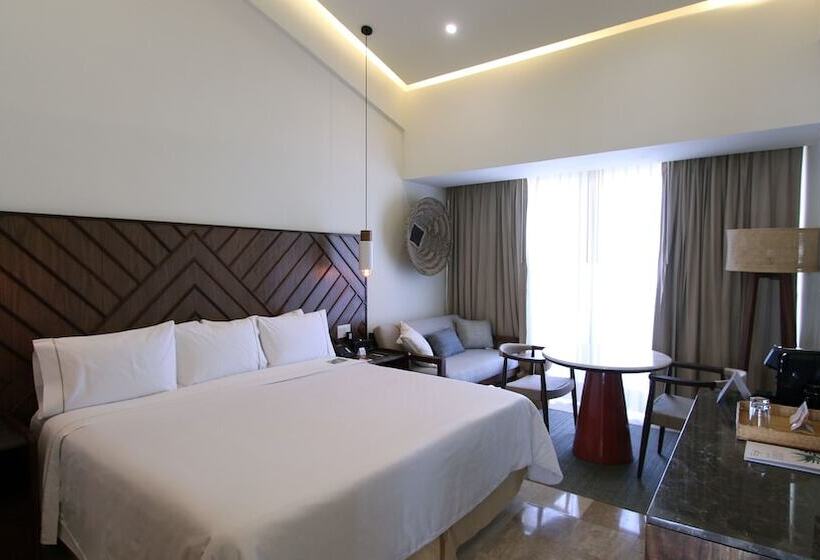 Club Room King Bed, Fiesta Americana Puerto Vallarta All Inclusive & Spa