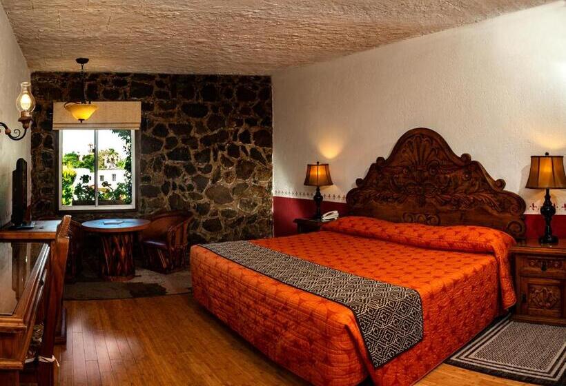 اتاق لوکس, Posada De La Aldea