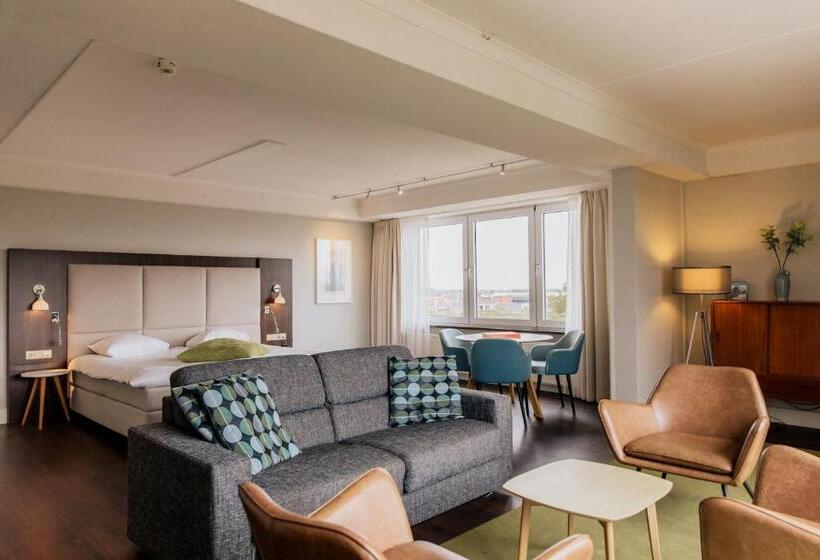 Apartamento 1 Dormitório com Sacada, Grand Hotel Opduin