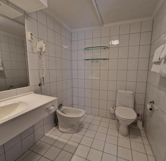 Standardzimmer, Dr. Holms