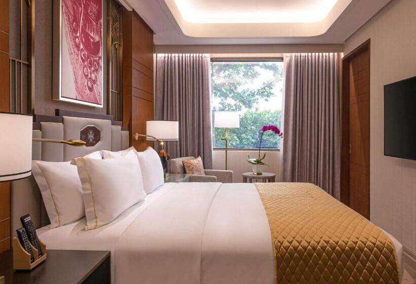 Люкс Executive Кровать Кинг, Admiral Hotel Manila   Mgallery