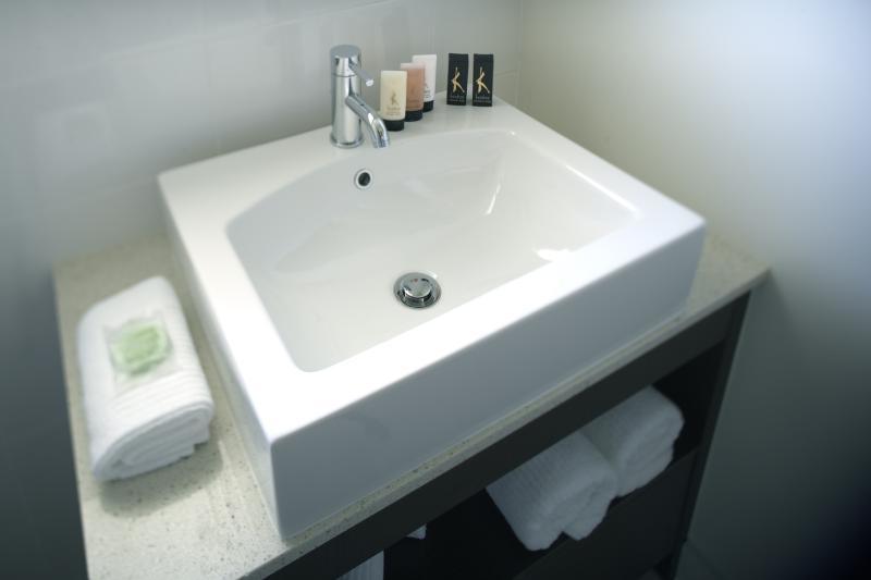 Апартаменты Premium 2 Спальни, Sea Spray Suites  Heritage Collection