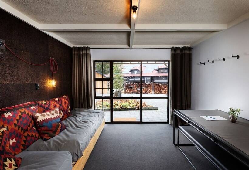 패밀리 아파트, Sherwood Queenstown