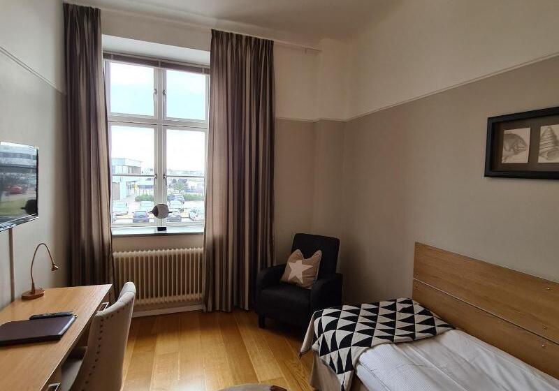 Номер Стандарт Индивидуальный, Hamnhotellet Kronan