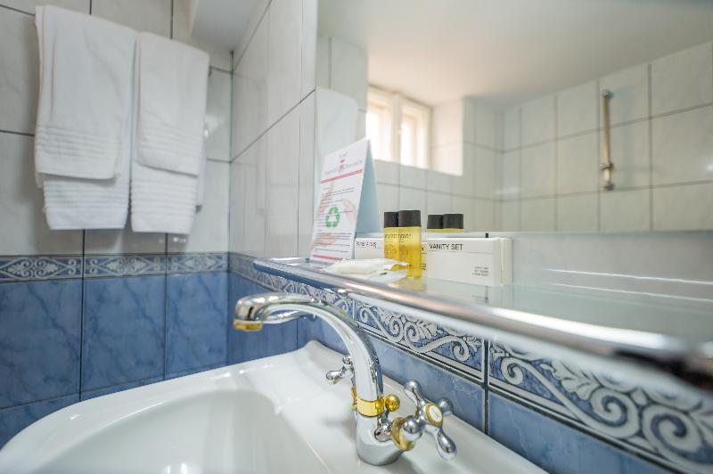 اتاق استاندارد, Imparatul Romanilor
