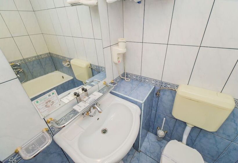 اتاق سوپریور, Imparatul Romanilor