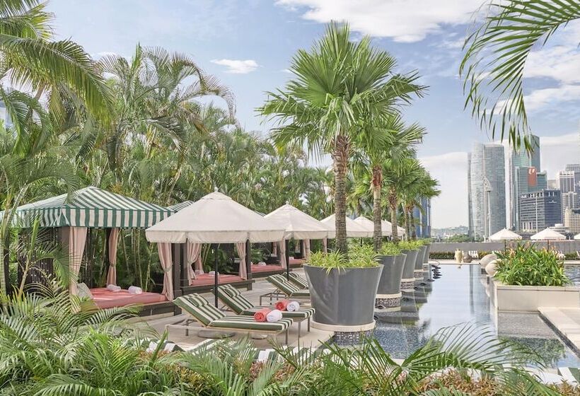 اتاق استاندارد با چشم‌انداز دریا, Mandarin Oriental Singapore