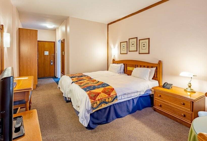 اتاق استاندارد, African Sky Hotels   Pine Lake Inn