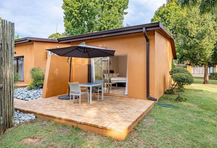 سوییت, African Sky Hotels   Pine Lake Inn