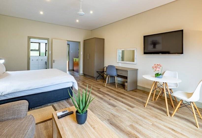 سوییت, African Sky Hotels   Pine Lake Inn