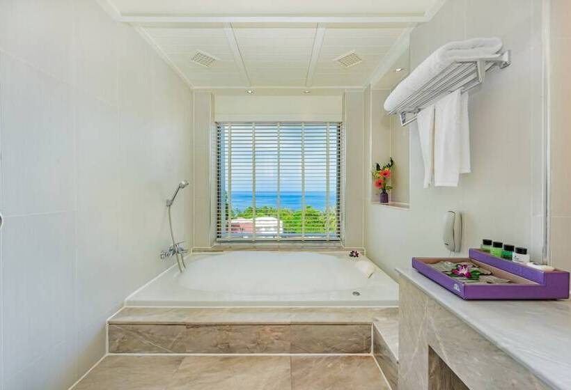 Suite Deluxe Vue Mer, Diamond Cliff Resort & Spa   Sha Extra Plus