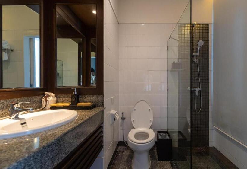 اتاق سوپریور با چشم‌انداز دریا, Cape Panwa Hotel Phuket