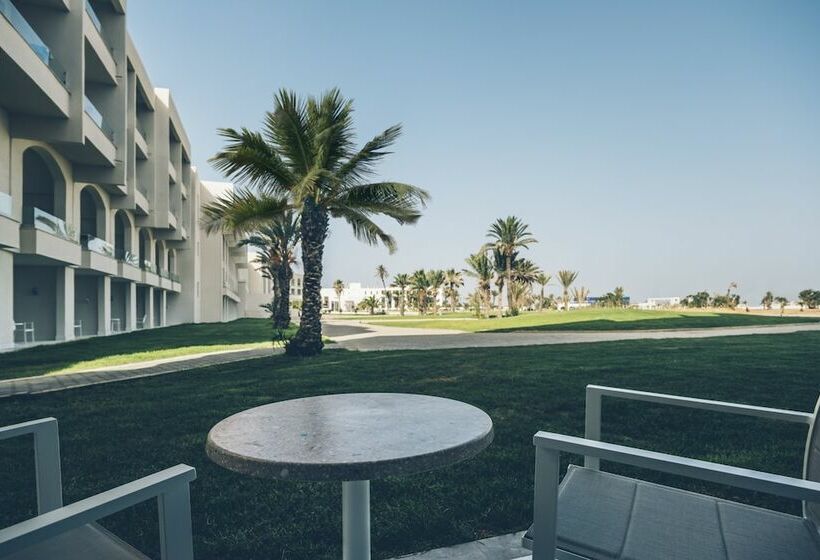 اتاق استاندارد با چشم‌انداز باغ, Iberostar Selection Kuriat Palace