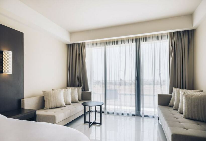 اتاق خانوادگی با چشم‌انداز باغ, Iberostar Selection Kuriat Palace