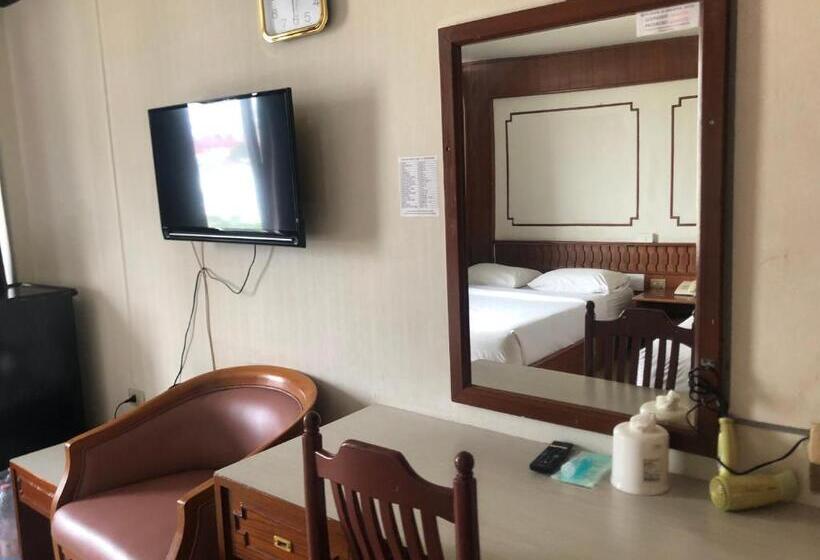 اتاق سوپریور, Malaysia Hotel Bangkok