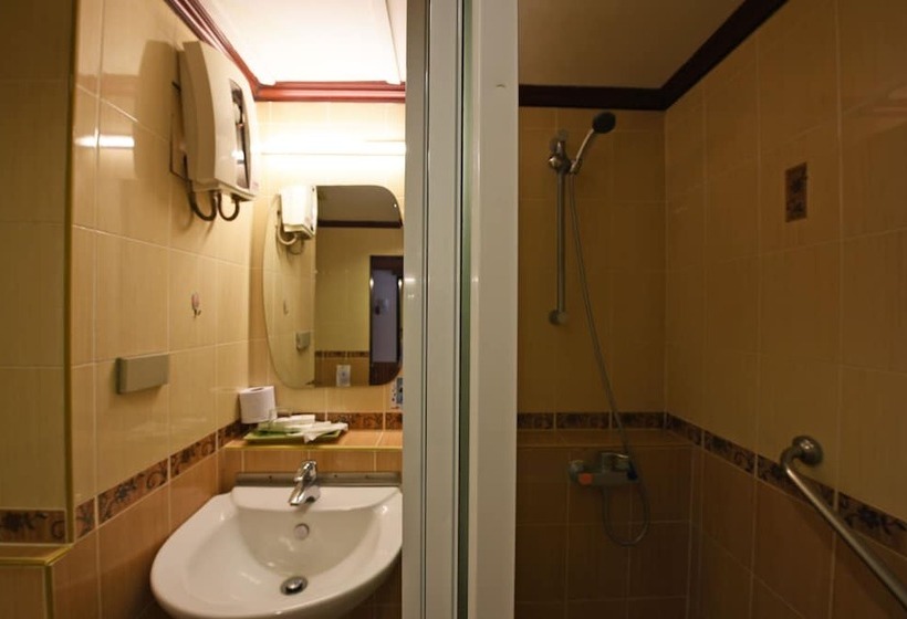 Quarto Deluxe, Malaysia Hotel Bangkok