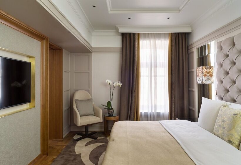 سوییت, Metropol  Moscow