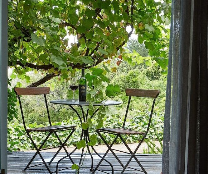 اتاق کلاسیک, The Devon Valley
