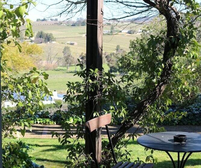اتاق کلاسیک, The Devon Valley
