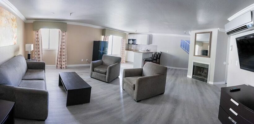 اتاق لوکس, Alexis Park All Suite Resort