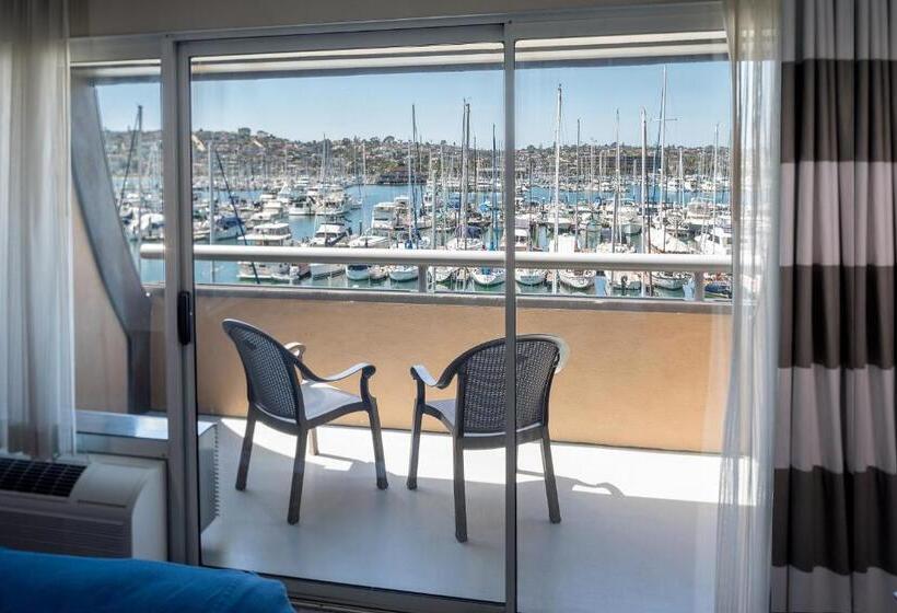 غرفة قياسية ذات إطلالة, Bay Club Hotel And Marina