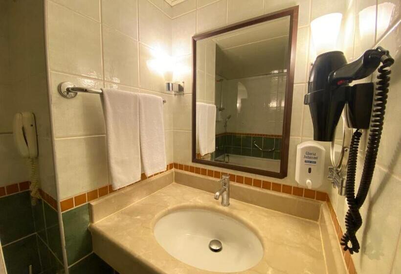 اتاق استاندارد, Best Western Plus Khan