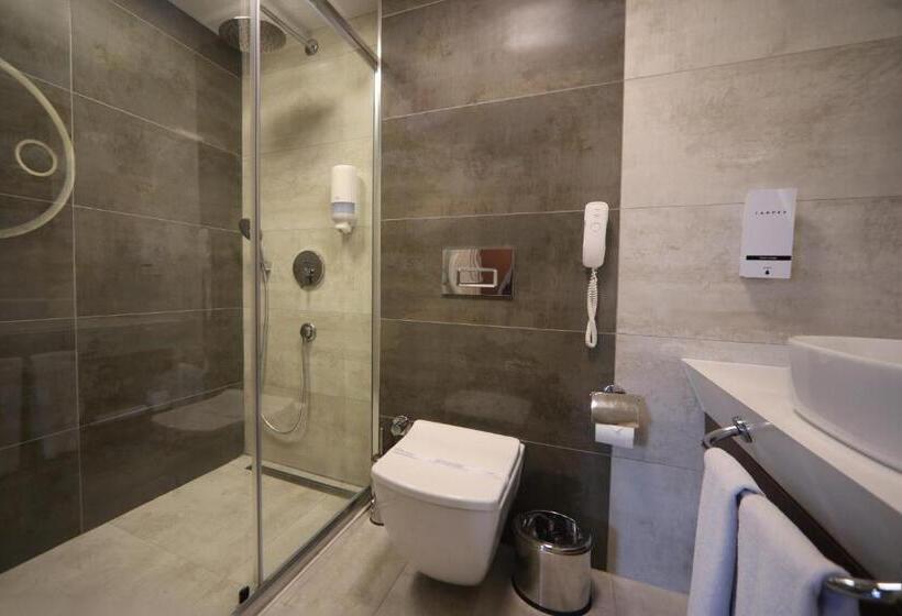 اتاق لوکس با تخت بزرگ, Best Western Plus Khan