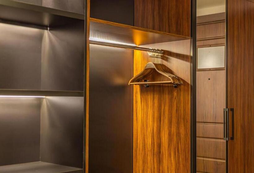 اتاق لوکس با تخت بزرگ, Best Western Plus Khan