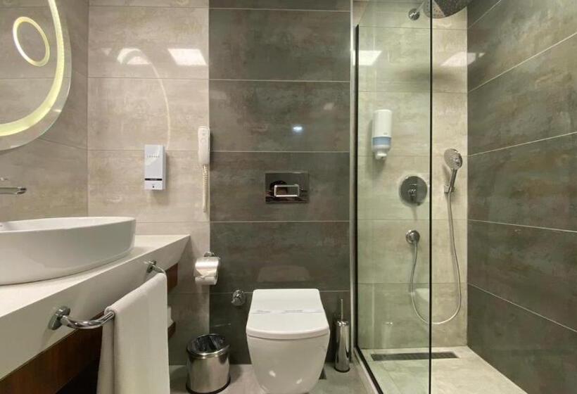 اتاق لوکس, Best Western Plus Khan