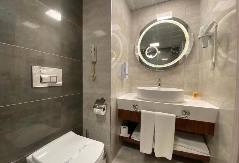 اتاق لوکس, Best Western Plus Khan