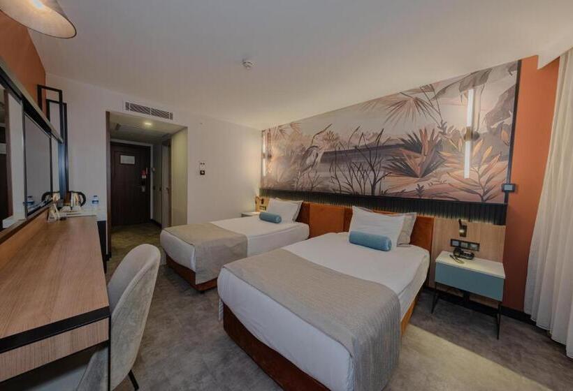 اتاق لوکس, Best Western Plus Khan