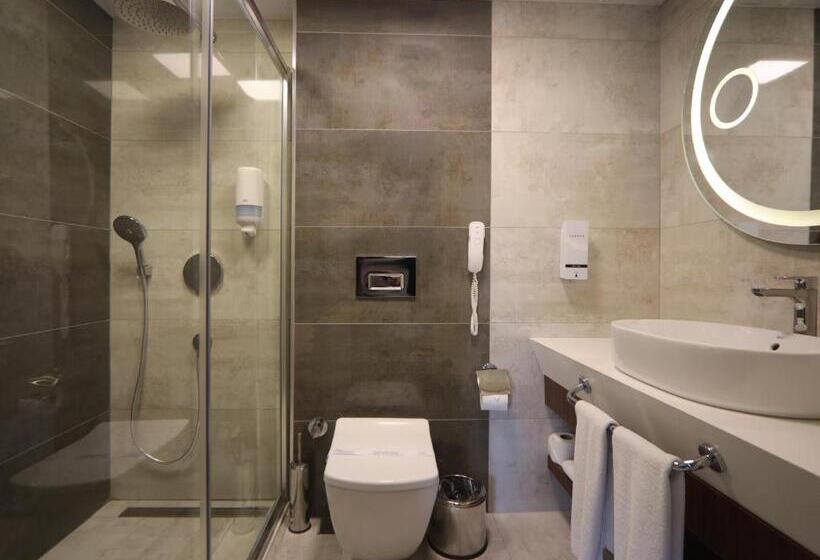 Deluxe Suite King Bed, Best Western Plus Khan