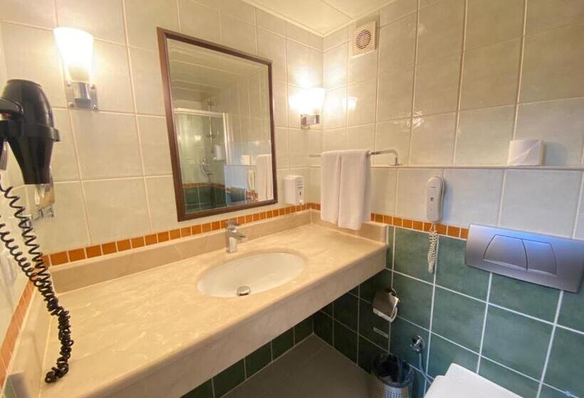 سوییت جونیور, Best Western Plus Khan