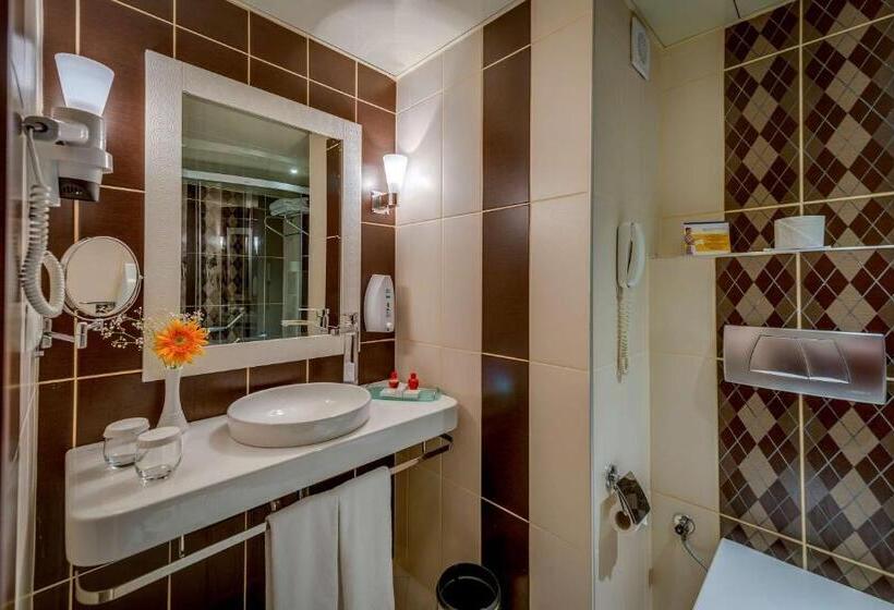 سوئیت با تخت بزرگ, Best Western Plus Khan