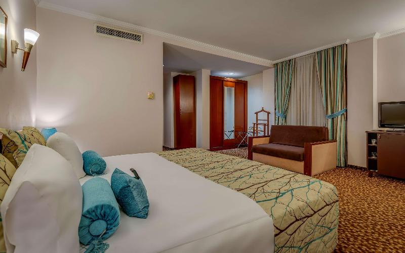 سوئیت با تخت بزرگ, Best Western Plus Khan