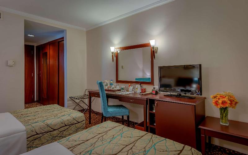اتاق استاندارد سه نفره, Best Western Plus Khan